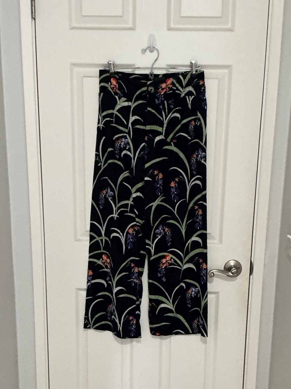 Maeve Navy Colette Wide-Leg Floral Pants with Green Leaf Print